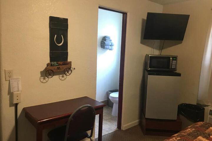 Highland Court Motel
