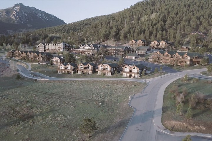 Marys Lake Lodge Mountain Resort and Condos