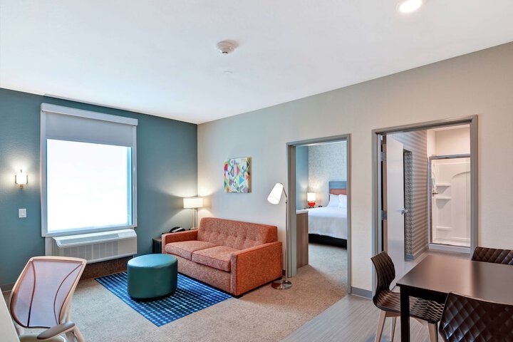 Room 22 of 48