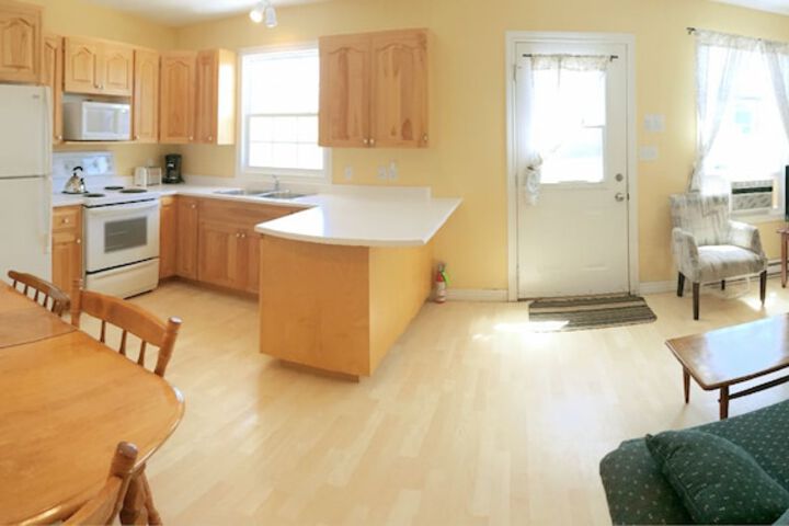 Room 35 of 103