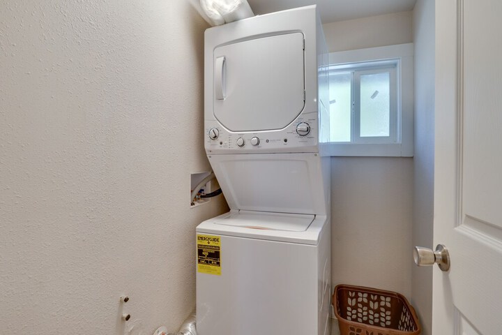 Cozy Lafayette Townhome Rental Near Parks & River