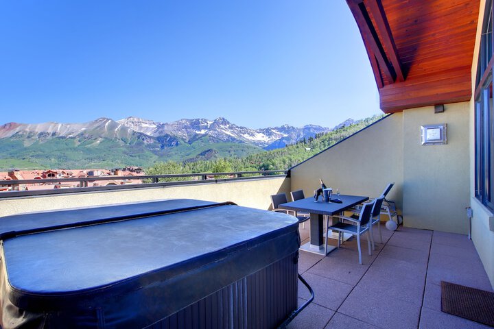 Hotel View 140 of 156