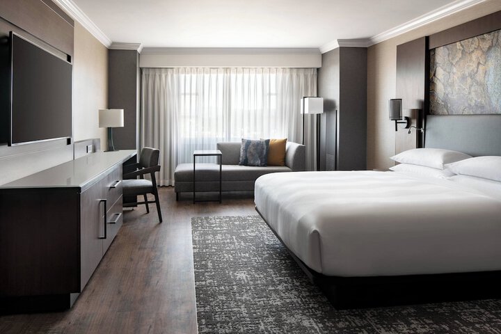 Room 28 of 81
