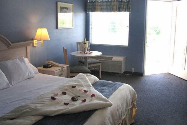 Room 21 of 33