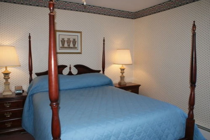 Room 38 of 70