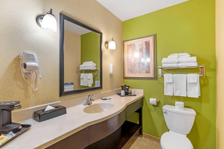 Sleep Inn & Suites Redmond