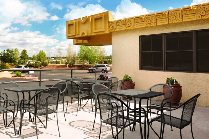 Terrace/Patio 48 of 50