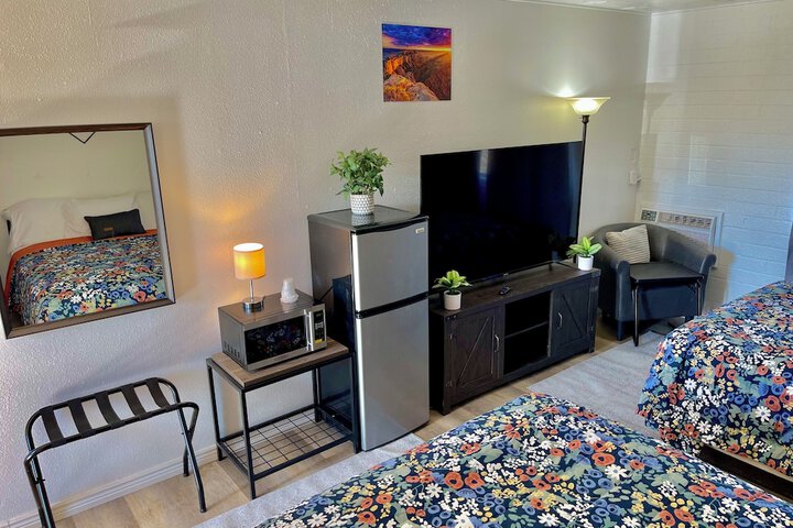 Room 42 of 51