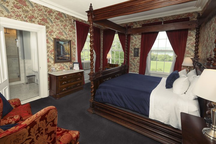 Room 28 of 116