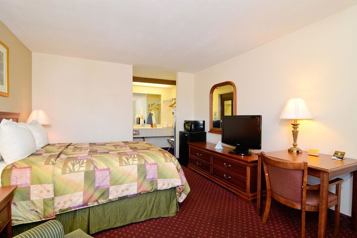 Room 26 of 46