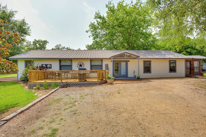 Emory Vacation Rental w / Lake Fork Boat Access!
