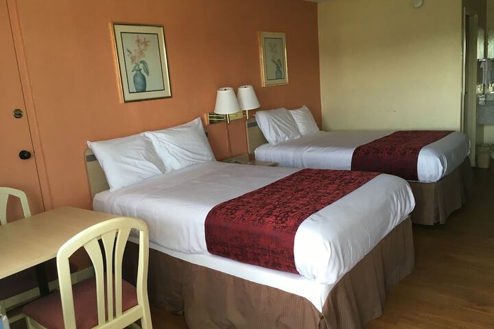 Room 5 of 13