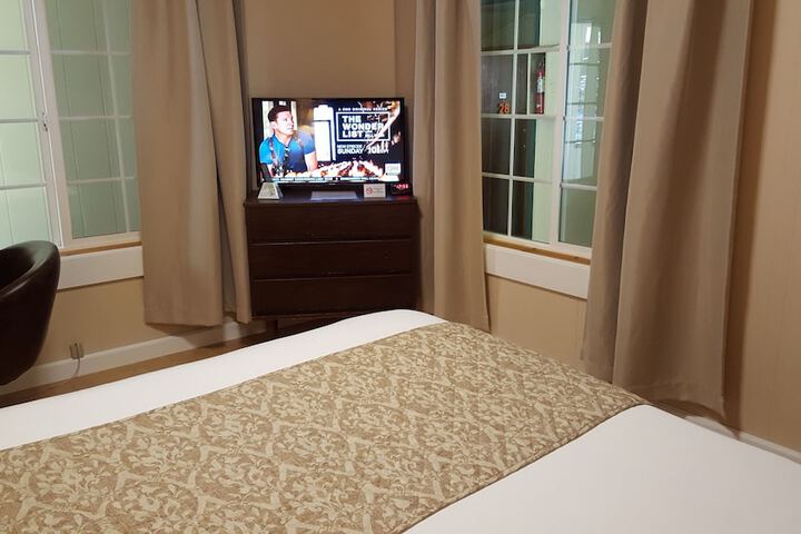 Room 84 of 99