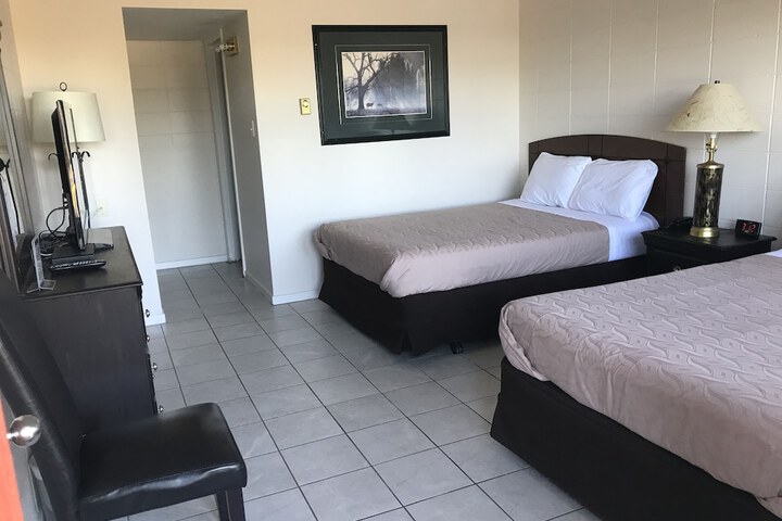 Room 19 of 25