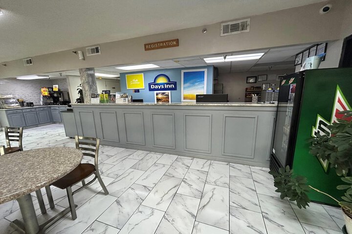 Days Inn by Wyndham Dublin GA