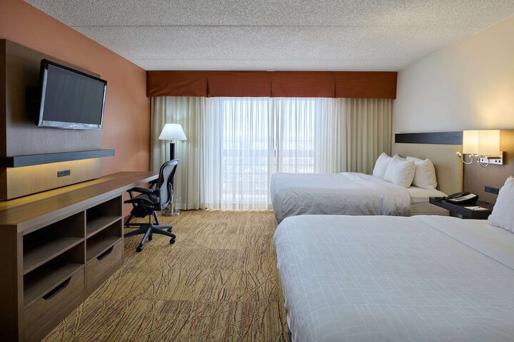 Room 16 of 30