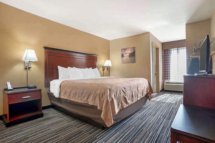 Quality Inn Brookhaven