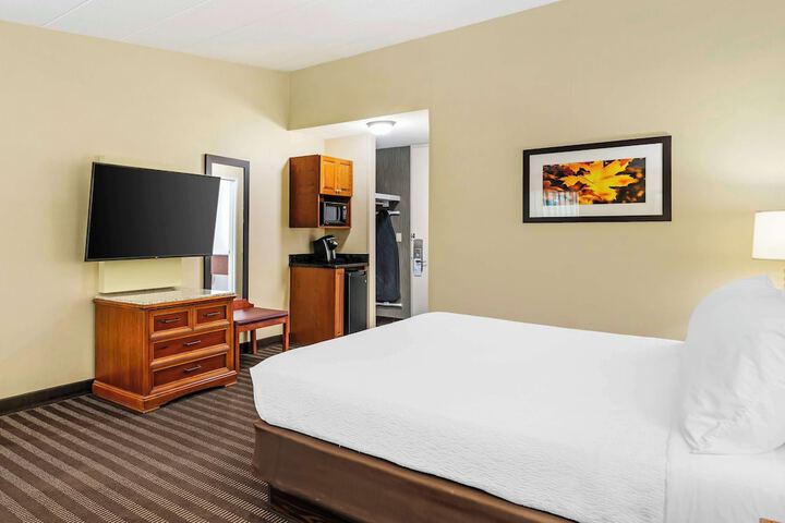 Room 35 of 56