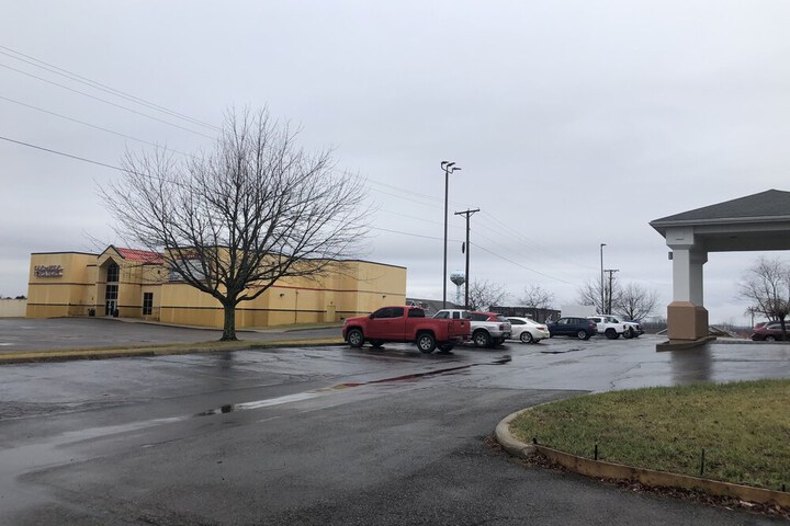 Holiday Inn Express Mt. Vernon by IHG
