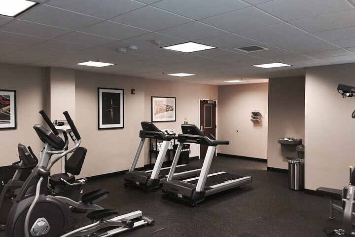 Candlewood Suites Youngstown W I-80 Niles Area by IHG