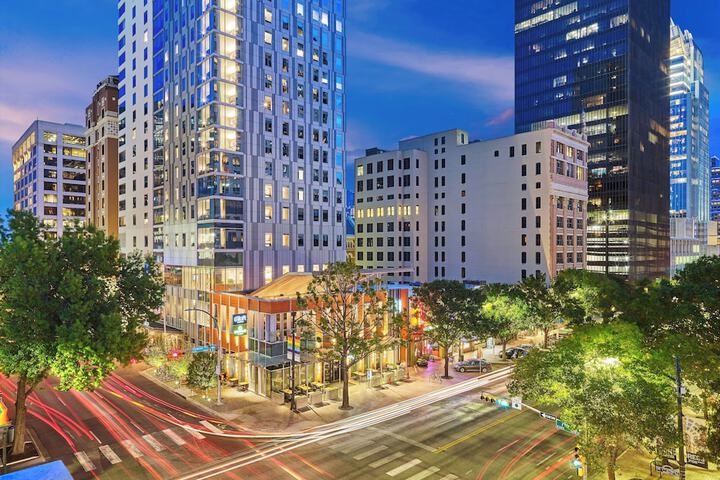 Aloft by Marriott Austin Downtown