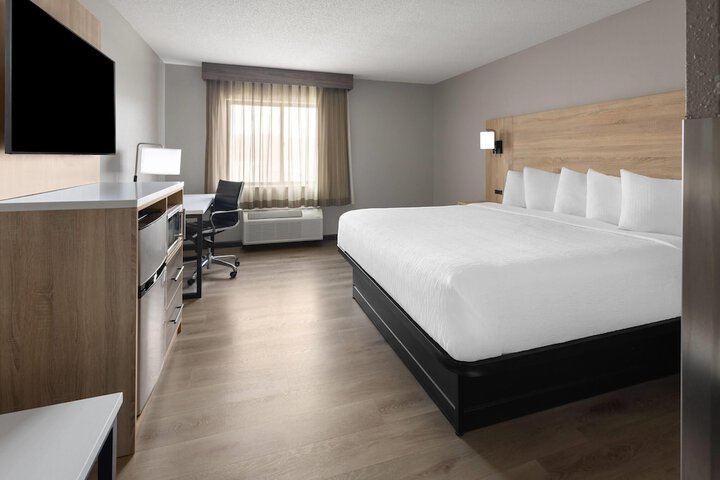 La Quinta Inn & Suites by Wyndham Mansfield OH