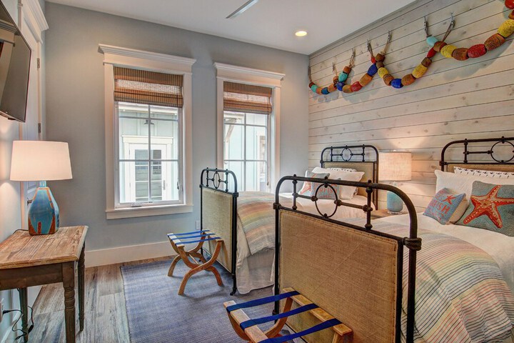 Room 20 of 24