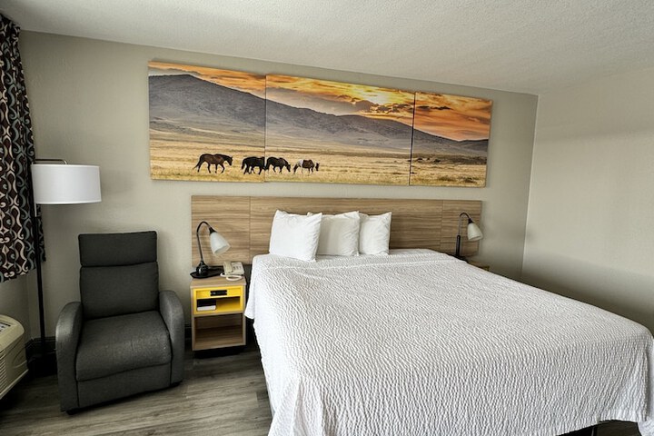 Days Inn by Wyndham Van Horn TX