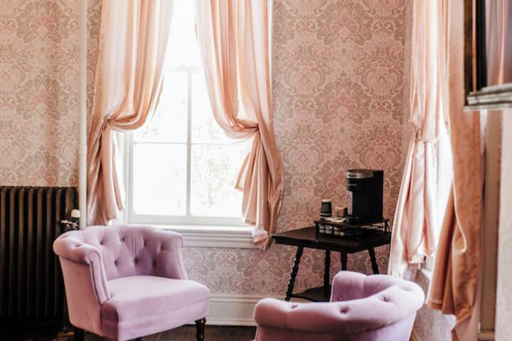 White House Hotel