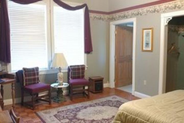 The Iron Gate Inn