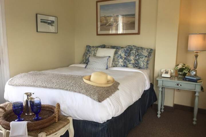 The Beach Rose Inn