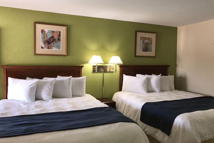 Room 15 of 30