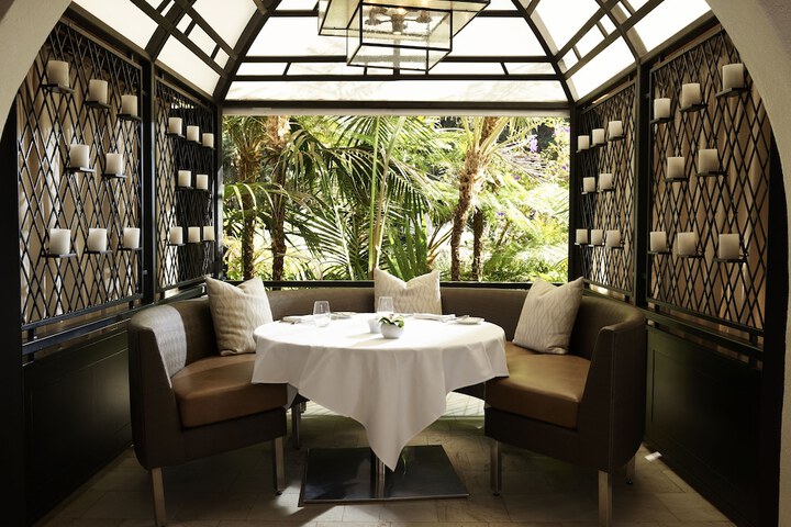 Dining 108 of 153