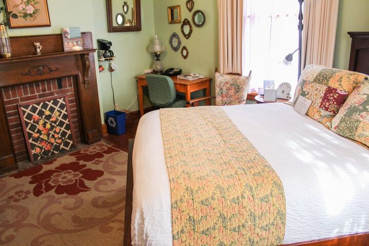 Room 55 of 206