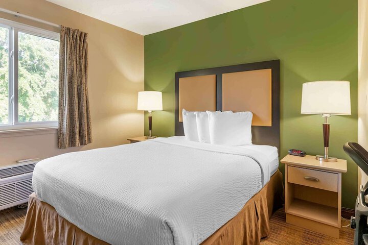 Room 20 of 36