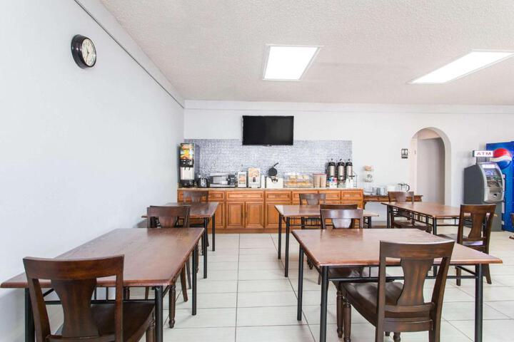 Knights Inn Plant City