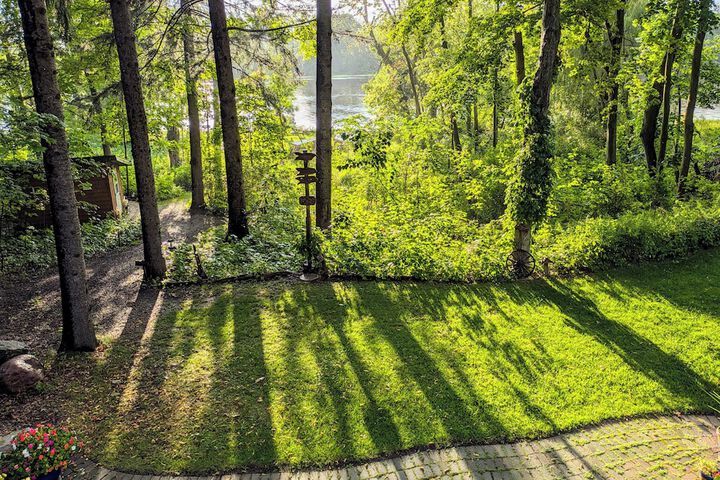On-site Trails: Rock River Retreat in Jefferson!