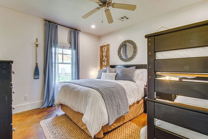 Grand Lake Home w / Community Pool Dock, & Fishing