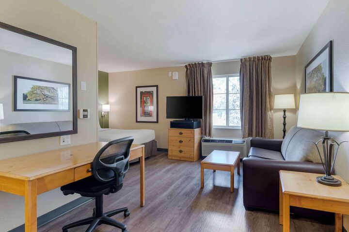 Room 17 of 26