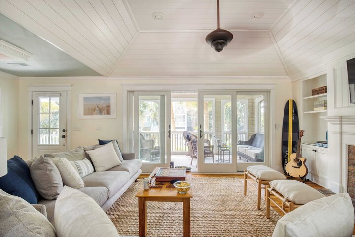 Palmetto by Avantstay Gorgeous Character Home w / Pool Sun Room & Pool Table!