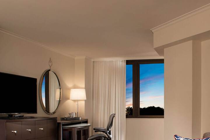 Room 62 of 80