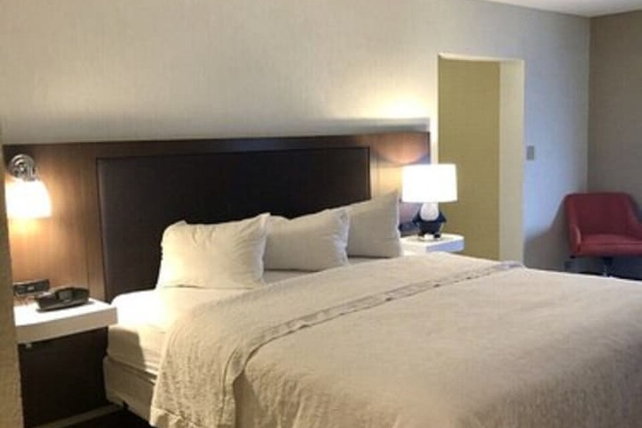 Hampton Inn McHenry