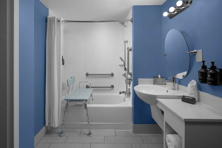 Hotel Indigo Mount Pleasant by IHG