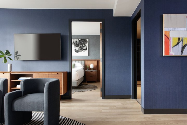 Room 45 of 95