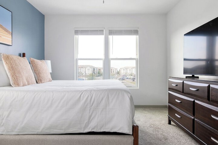 Landing Furnished Apartments near Lake Apopka