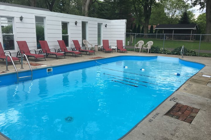 Pool 5 of 104