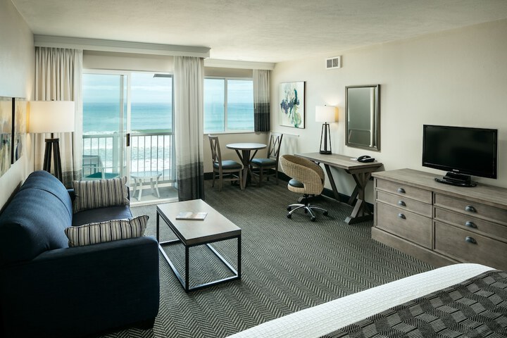 Room 9 of 46
