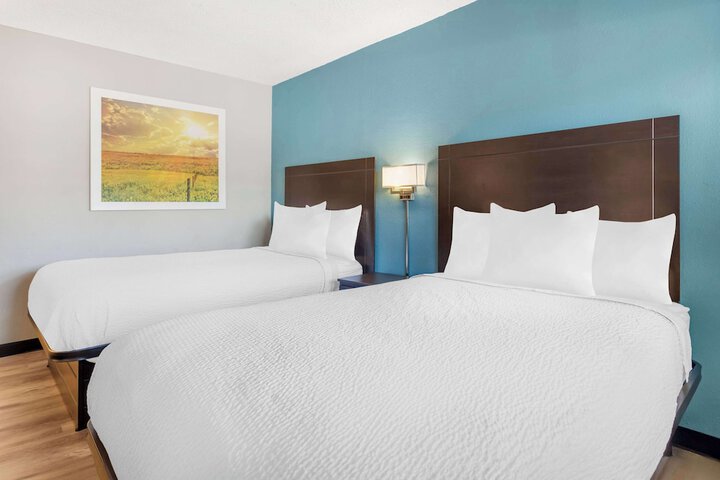 Days Inn by Wyndham Wrightstown McGuire AFB / Bordentown