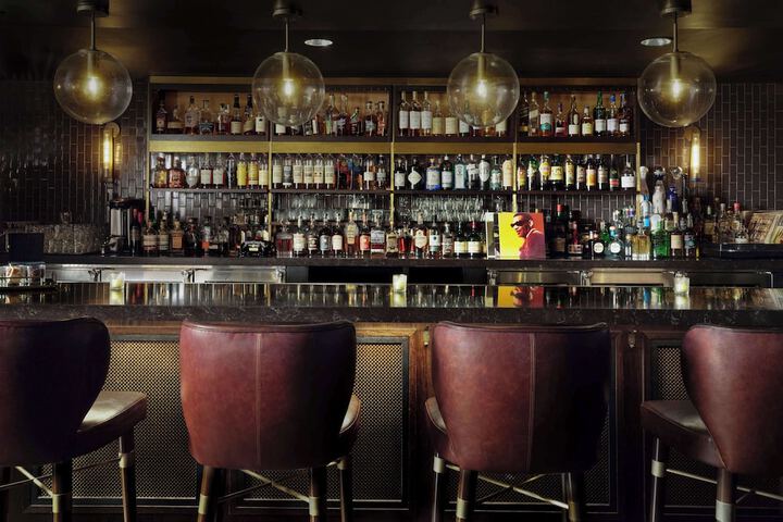 Hotel Phillips Kansas City Curio Collection by Hilton