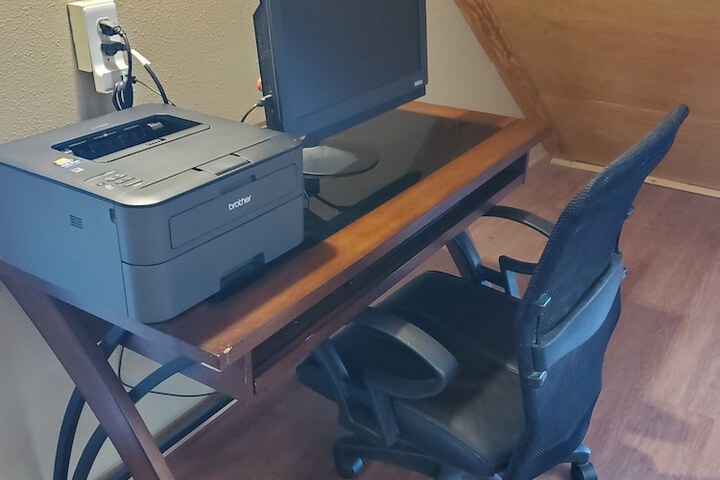 Business Center 25 of 25